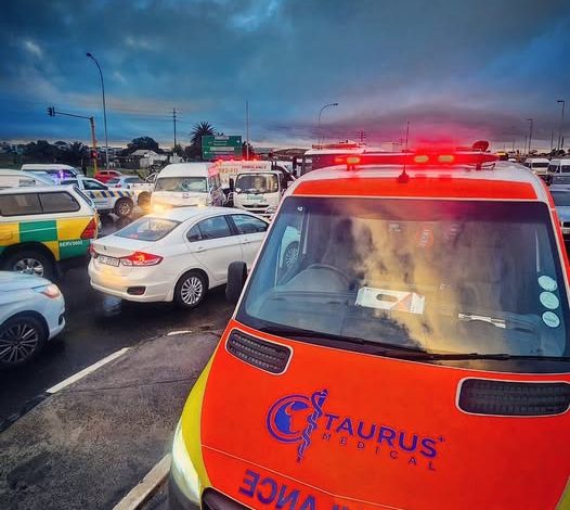 Multiple Injuries Reported in Minibus Taxi Collision