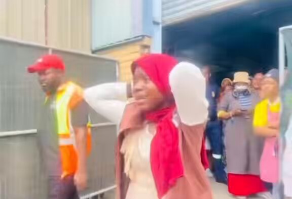 Dozens of illegal traders weep as KwaZulu-Natal council removes them today