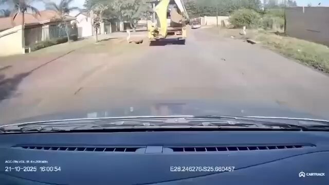 One Checkers Sixty60 van crashes in South Africa after dangerous overtake, recalling June 2025 fatal smash