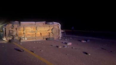 Bakkie overturns on busy N1 near Mookgophong, blocking two southbound lanes