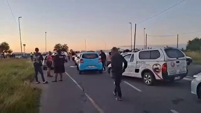 Seshego Taxi Chaos: Roadblocks Return After Shutdown Cancelled