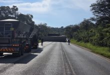 Capsized truck blocks the N1 near Clouds End, disrupting Limpopo traffic as recovery crews rush to clear the road