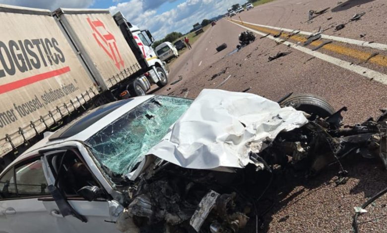 Two die in head‑on N1 crash near Polokwane after BMW loses control